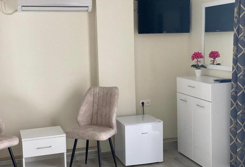 Номер Стандарт с Балконом, комплекс окей