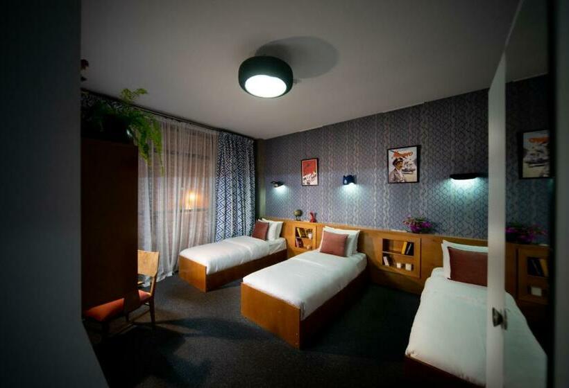 اتاق استاندارد سه تخته با بالکن, Ati Ambavi Botique Hotel Gudauri