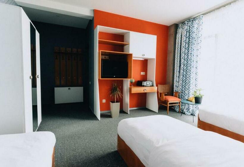 اتاق استاندارد سه تخته با بالکن, Ati Ambavi Botique Hotel Gudauri