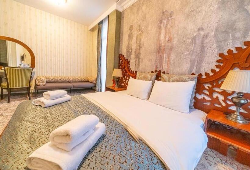 اتاق کلاسیک سه تخته, Ati Ambavi Botique Hotel Gudauri