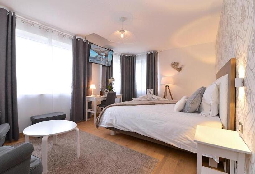 Семейный Номер Вид на Горы, Chambres Vignes Et Châteaux