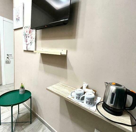 اتاق استاندارد, Valentine’s House