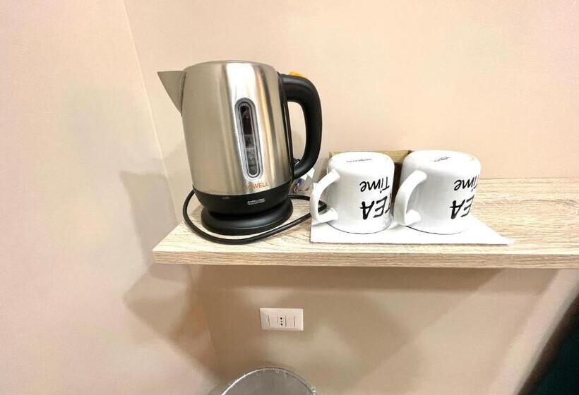 اتاق استاندارد, Valentine’s House