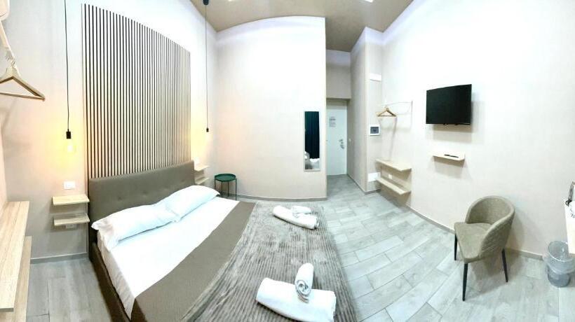 اتاق استاندارد, Valentine’s House