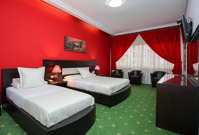 اتاق استاندارد سه نفره, Brooklyn Vlore