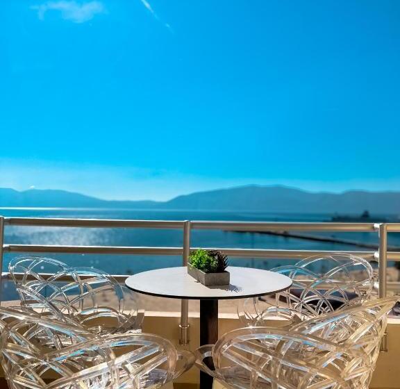 דירת חדר נוף לים, Brooklyn Vlore