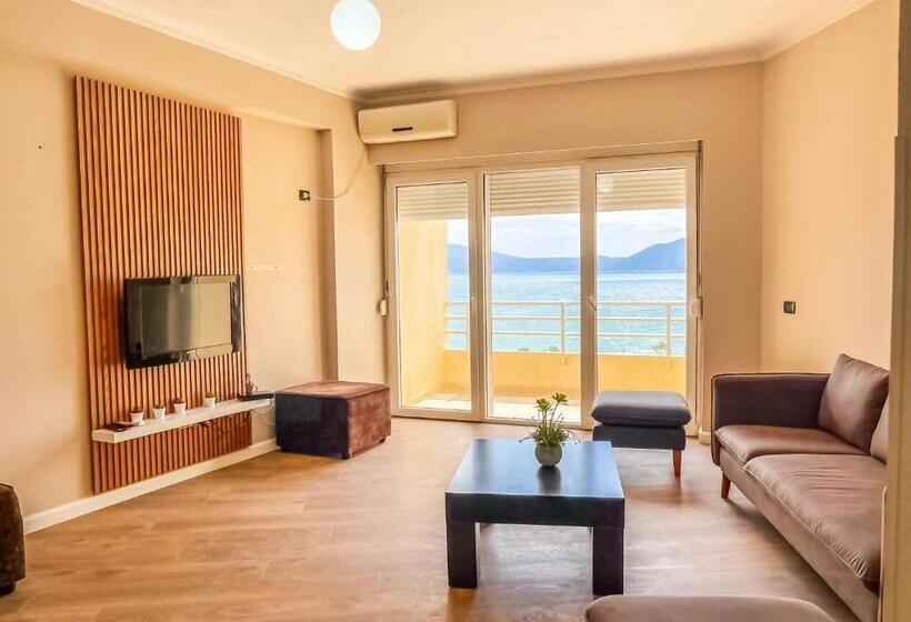 דירת חדר נוף לים, Brooklyn Vlore