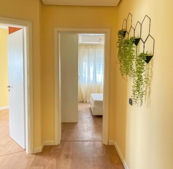 דירת חדר נוף לים, Brooklyn Vlore