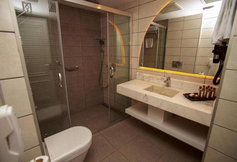 חדר סופריור לשלושה, Mitte Port Hotel Konak Izmir