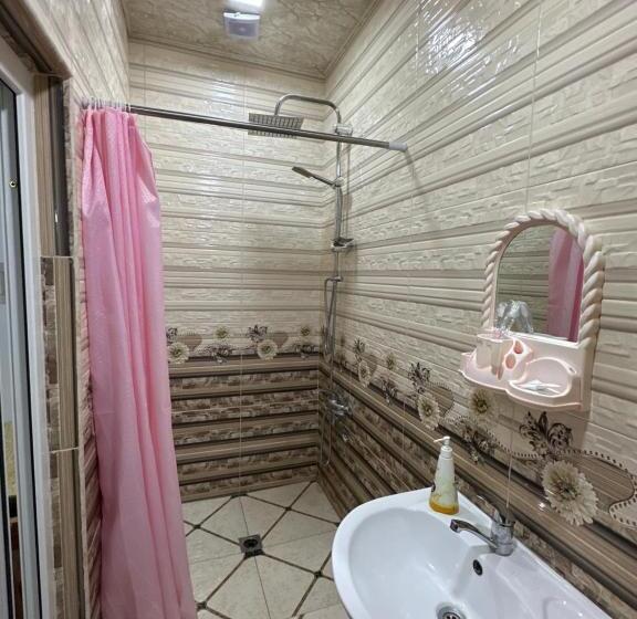 اتاق استاندارد یک نفره, White House