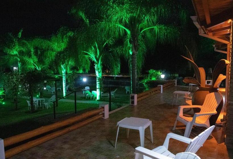 استودیوی استاندارد, Candy Apart Hotel