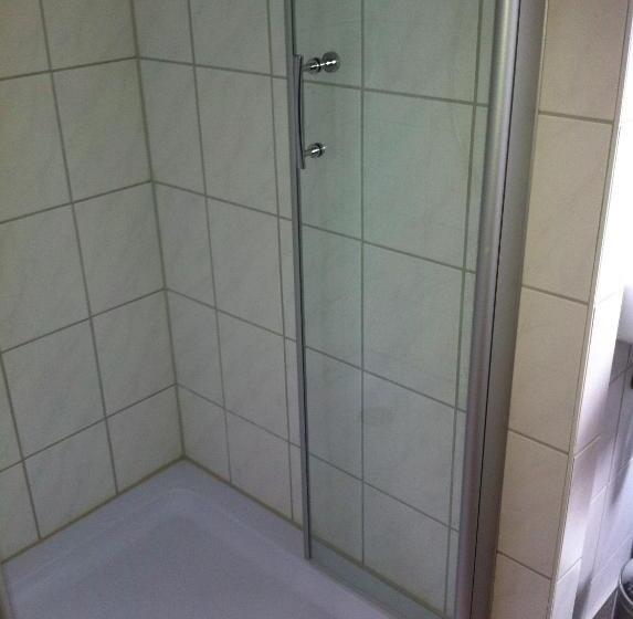 침실 3개 아파트, Cao