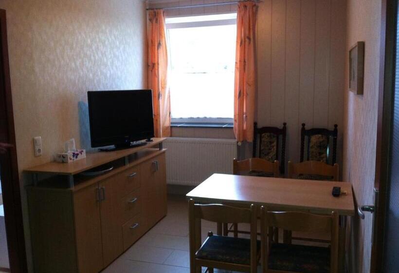 침실 3개 아파트, Cao