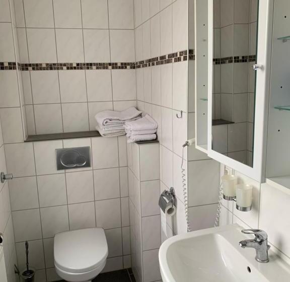 침실 3개 아파트, Cao