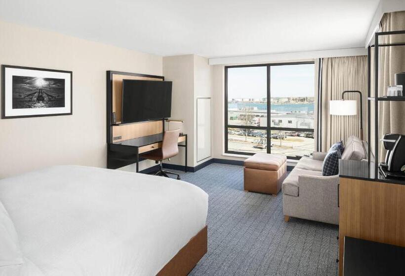 Стандартный Номер Кровать Кинг, Courtyard By Marriott Portland Downtown/waterfront