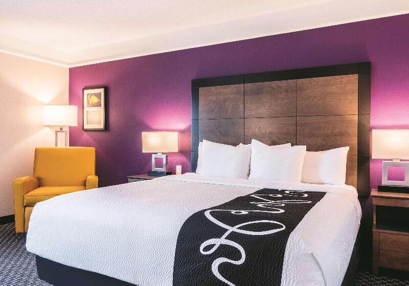 Стандартный Номер Кровать Кинг, Courtyard By Marriott Portland Downtown/waterfront