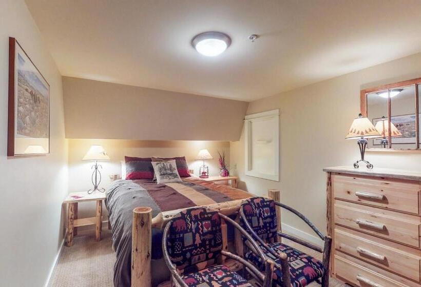 آپارتمان 1 خوابه, Crail Creek 607