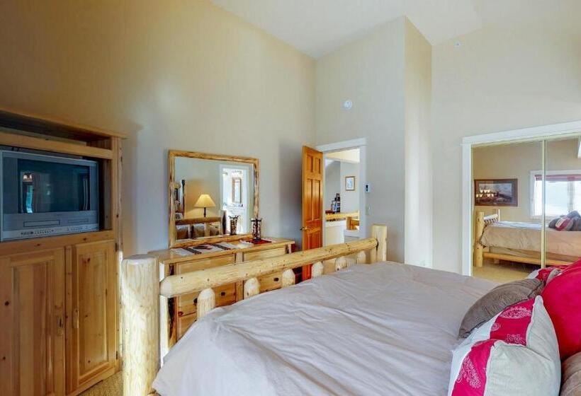 آپارتمان 1 خوابه, Crail Creek 607