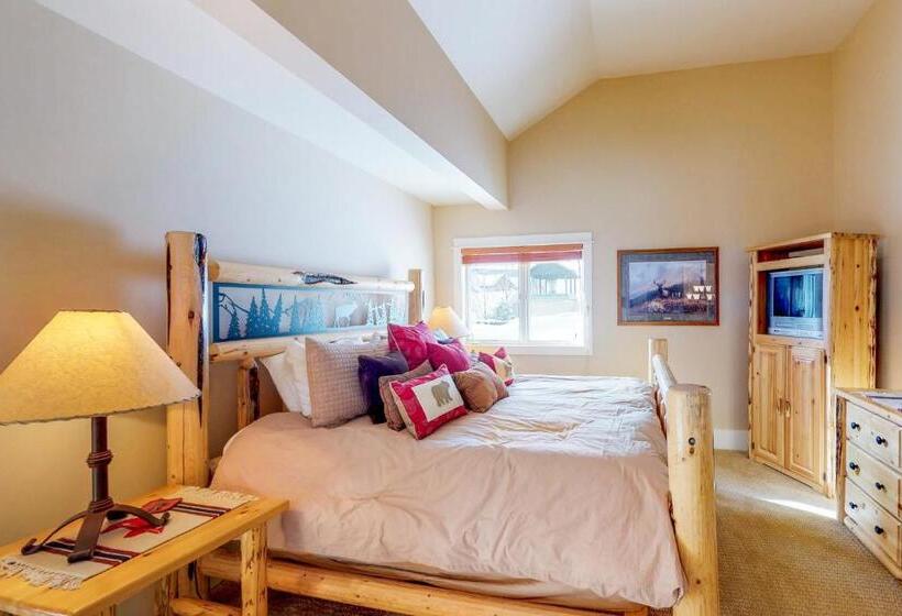 آپارتمان 1 خوابه, Crail Creek 607