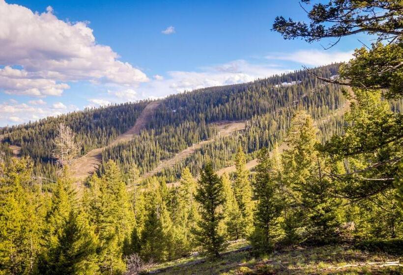 آپارتمان 1 خوابه, Crail Creek 607