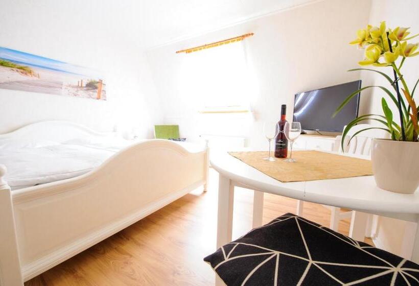 Номер Стандарт, Forsthaus Sellin