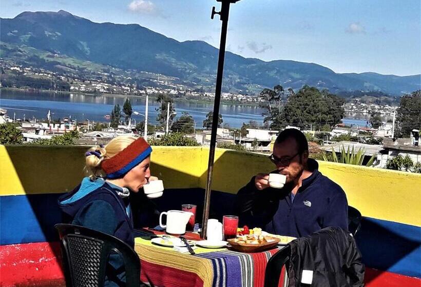 家庭间, Green House Araque Inn