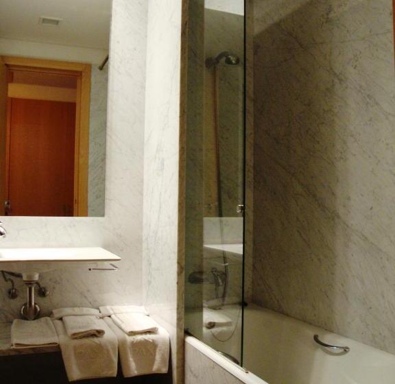 חדר משפחתי, Hospedería Pax