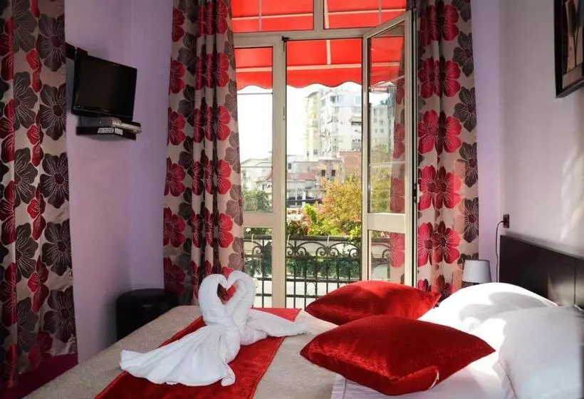 اتاق استاندارد با بالکن, Jolly
