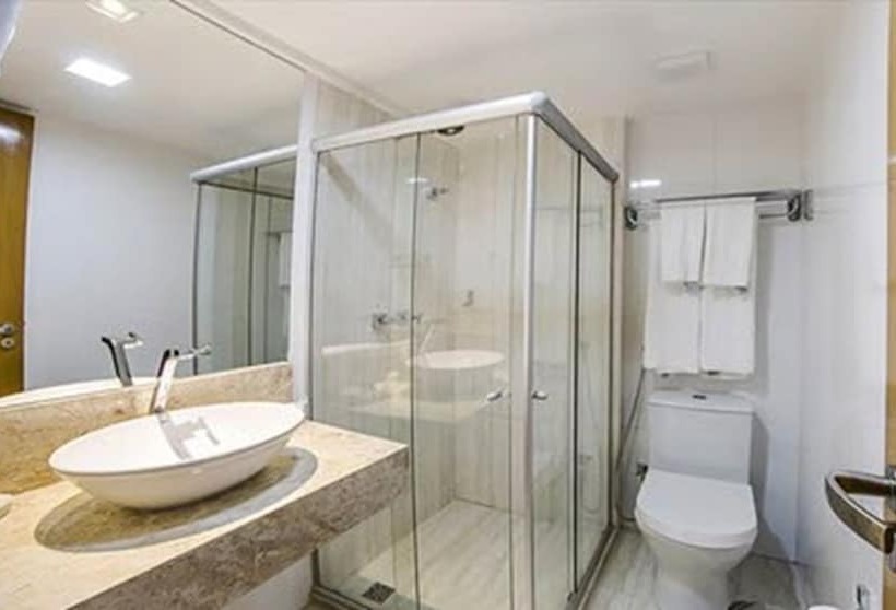 豪华三人间, Laguna Praia