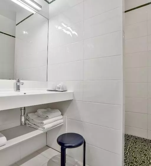 Comfort room with terrace, Le Mas Del Pechs