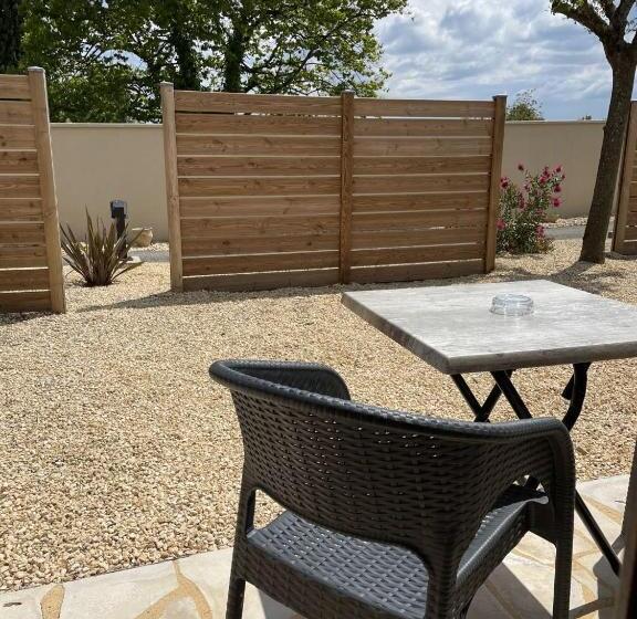 Comfort room with terrace, Le Mas Del Pechs