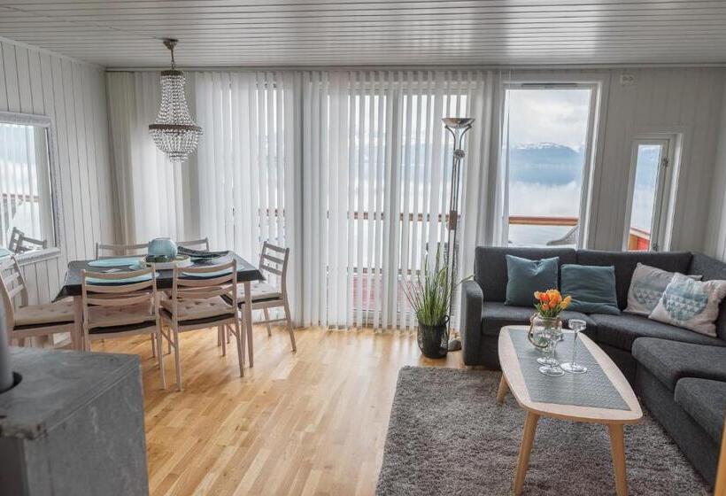 בית, חדר שינה 1, Malangen Resort