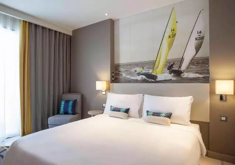 オーシャンビュースーペリアールーム, Mercure Pattaya Ocean Resort