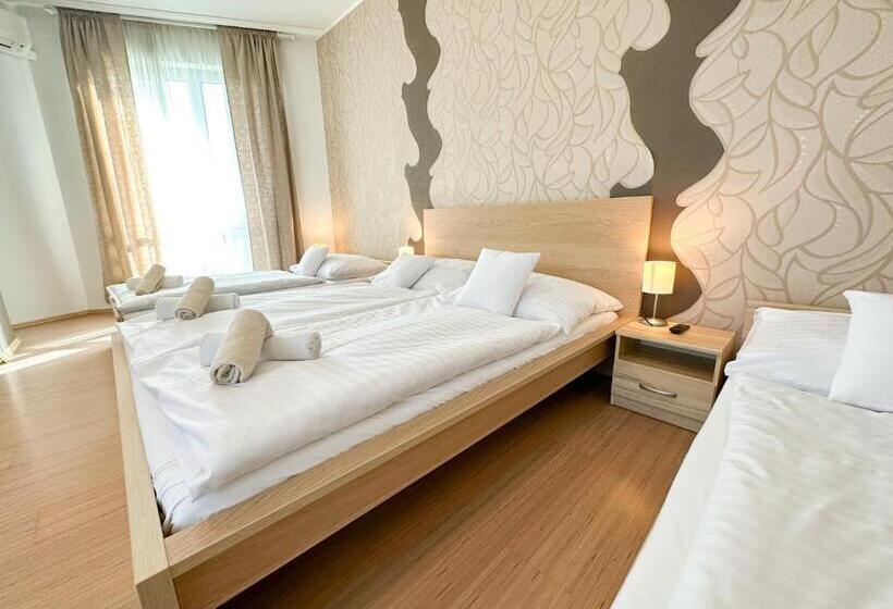 اتاق خانوادگی, Modena