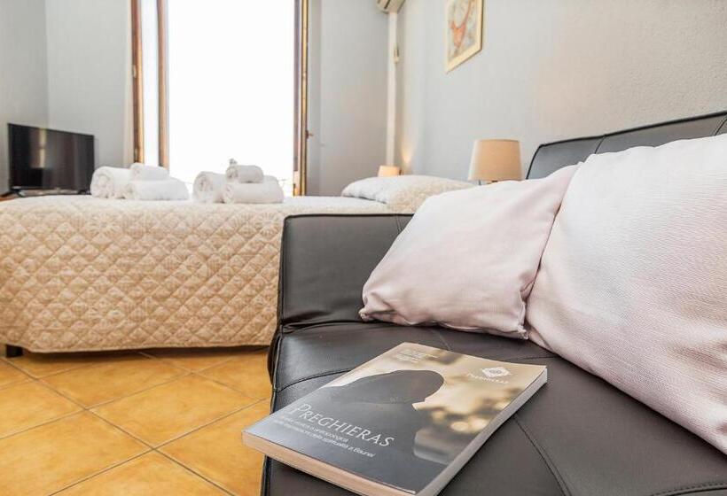 חדר סטנדרט עם מרפסת, Ostello Bellavista