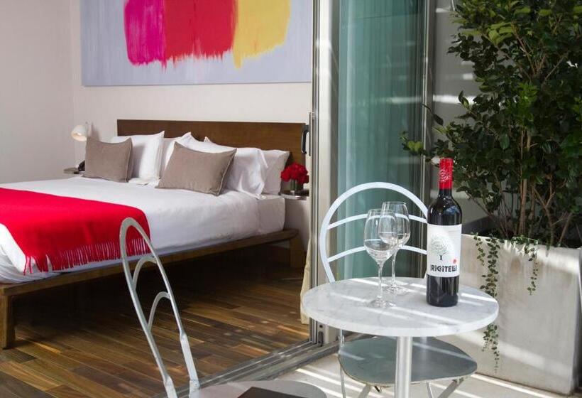 سوییت لوکس, Palo Santo