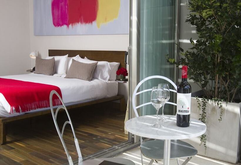 سوییت لوکس, Palo Santo