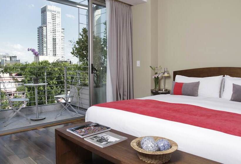 سوییت لوکس, Palo Santo