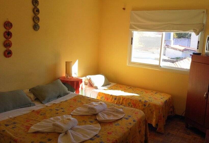 اتاق سوپریور سه تخته, Posada Del Arbol