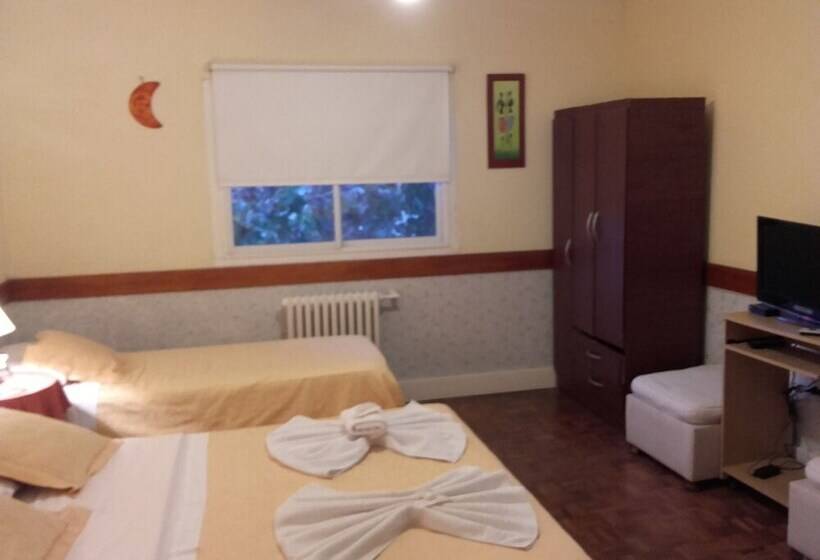 اتاق سوپریور سه تخته, Posada Del Arbol