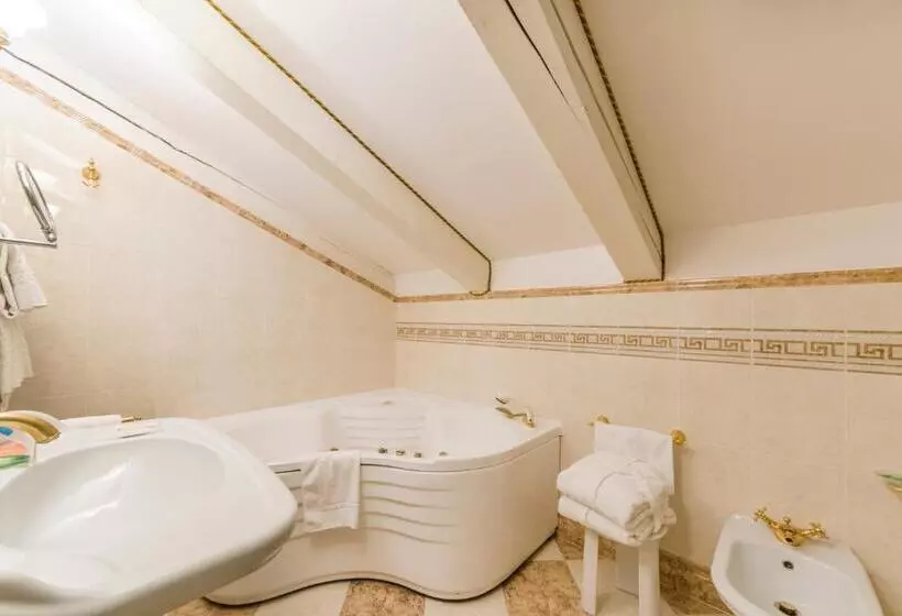 デラックススイート, Villa Fiorita