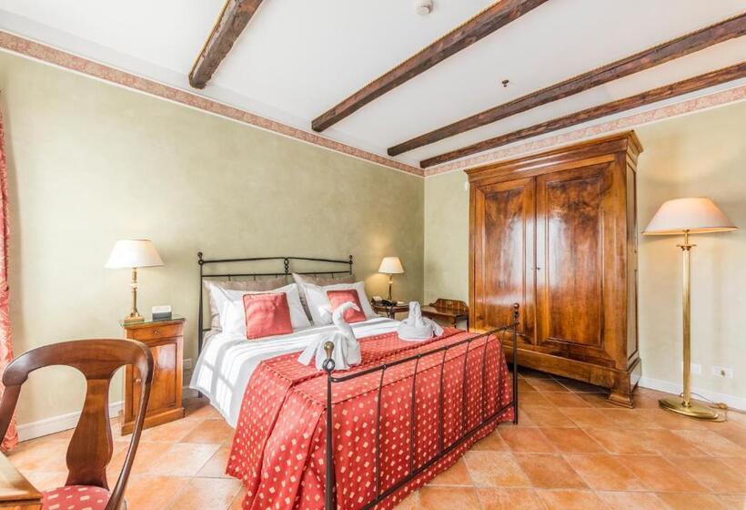 סוויטה משפחתית, Villa Fiorita