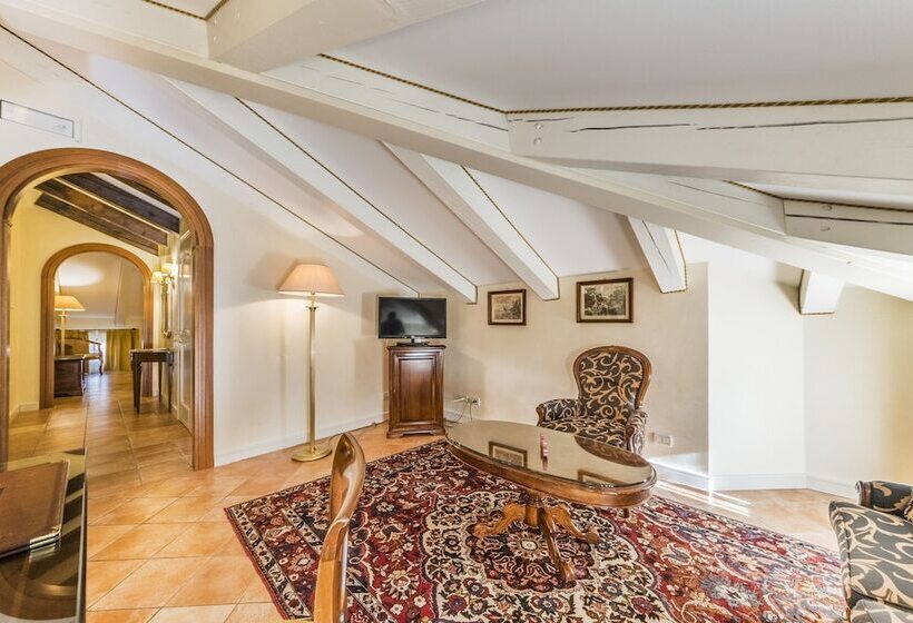 סוויטה משפחתית, Villa Fiorita