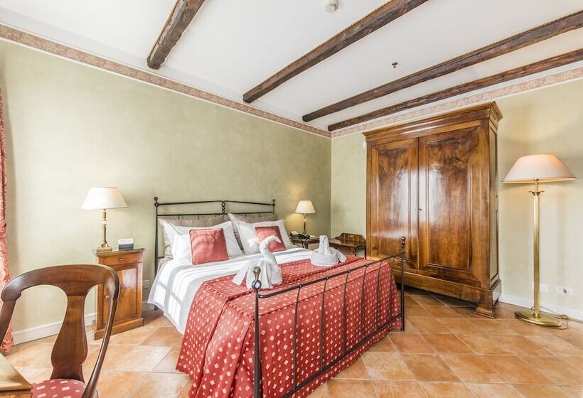 סוויטה משפחתית, Villa Fiorita