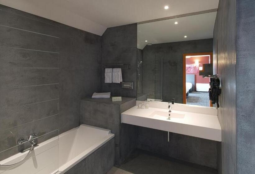 패밀리 스튜디오, Orange Hotel La Louvière