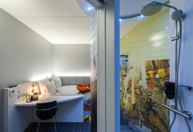 디럭스 룸, Orange Hotel La Louvière