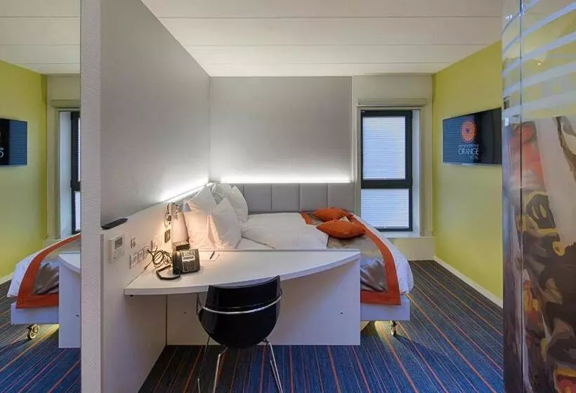 デラックスルーム, Orange Hotel La Louvière