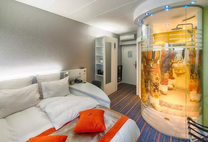 デラックスルーム, Orange Hotel La Louvière