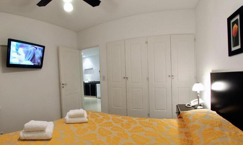 1ベッドルームアパートメント, Pilar Apart