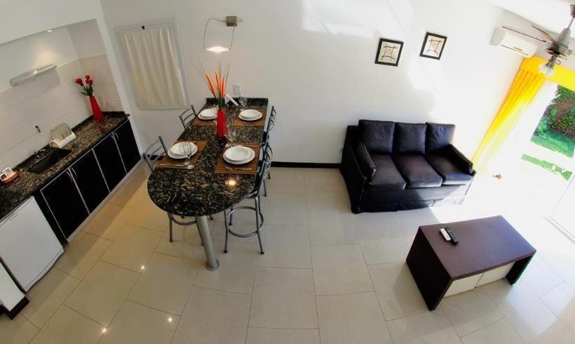 1ベッドルームアパートメント, Pilar Apart